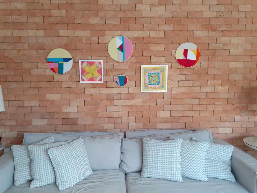 mini quilts na parede